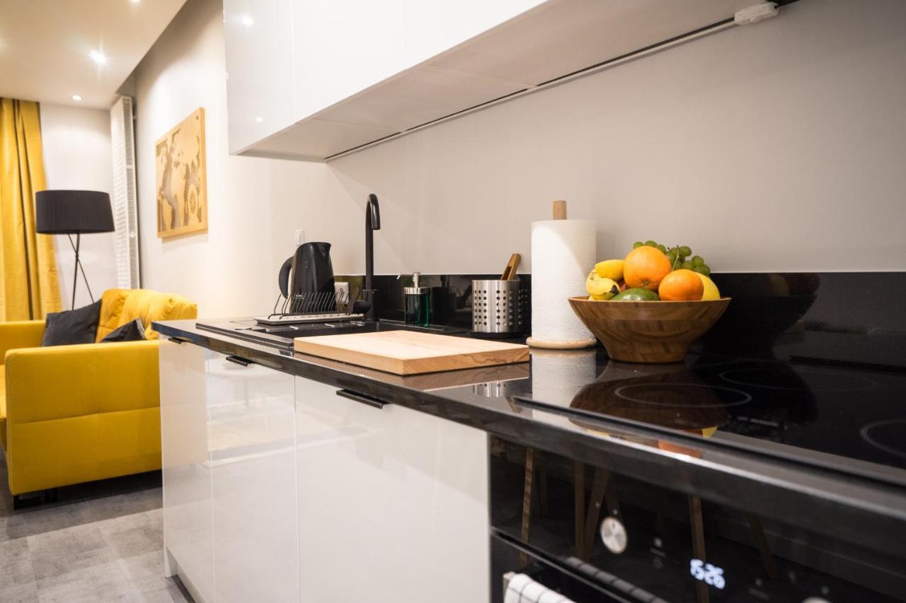 Oomph Warsaw Central Luxurious Air-Conditioned Apartment With Balcony Bagian luar foto